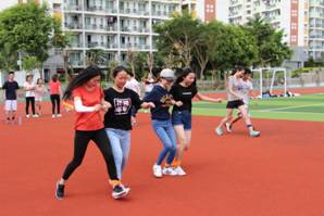 4 两人三足,奋勇向前